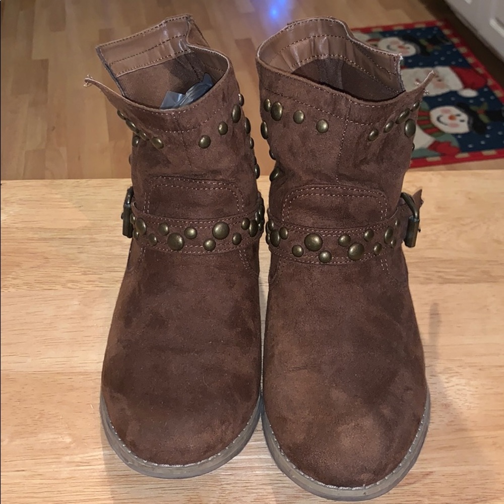 Studded booties - Picture 2 of 5